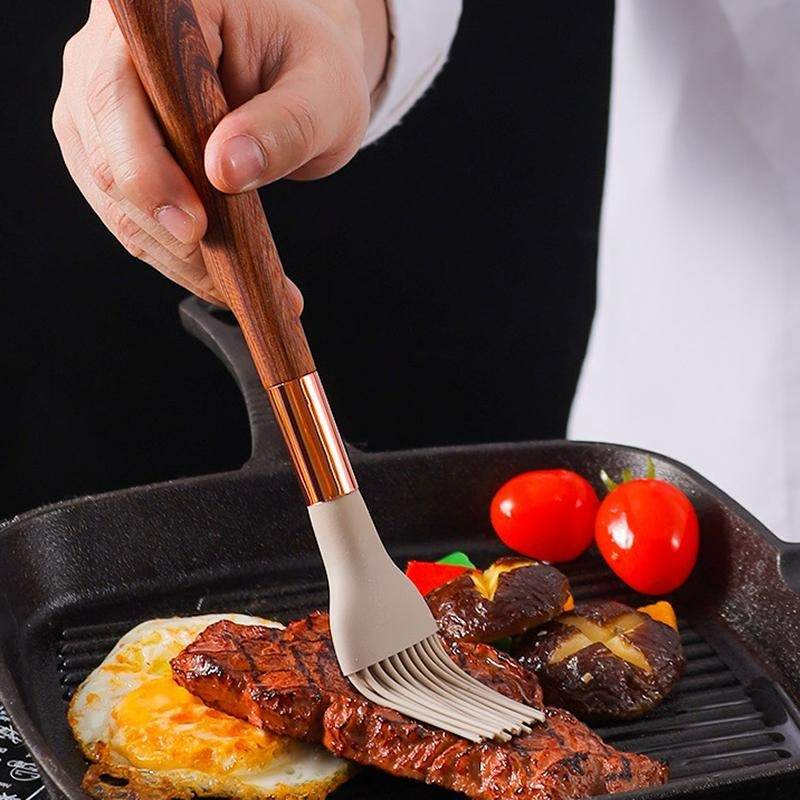 Golden Wood Kitchenware Basting Brush - DMC Wholesale