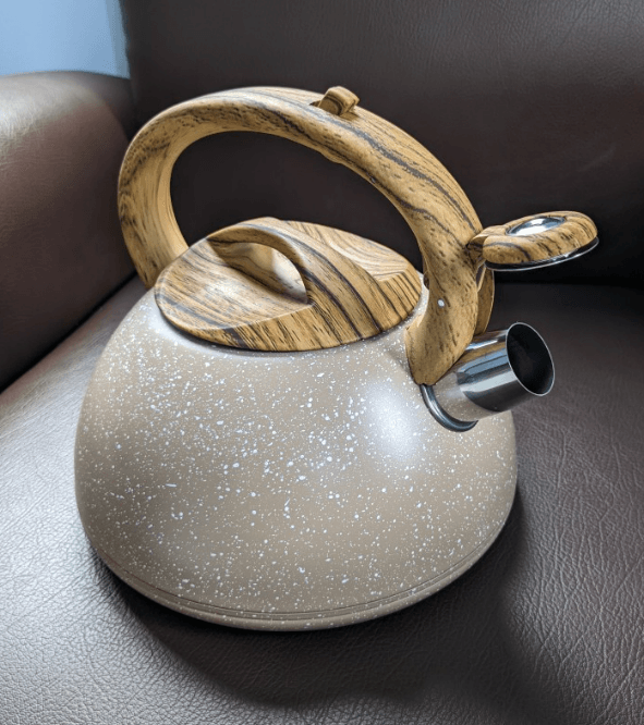 Stainless Steel Stove Top Whistling Kettle - DMC Wholesale