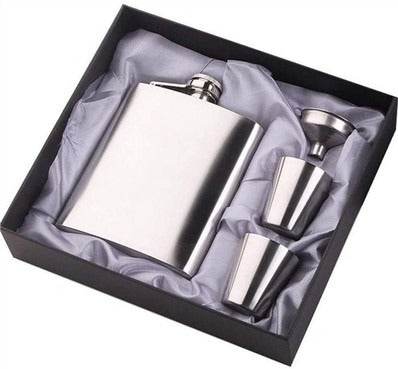 Portable Hip Flask Set - Alt View