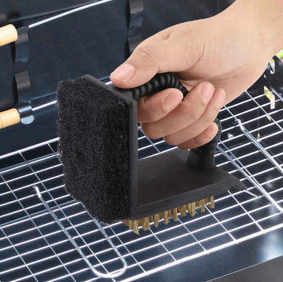 Barbecue Cleaning Brush - DMC Wholesale