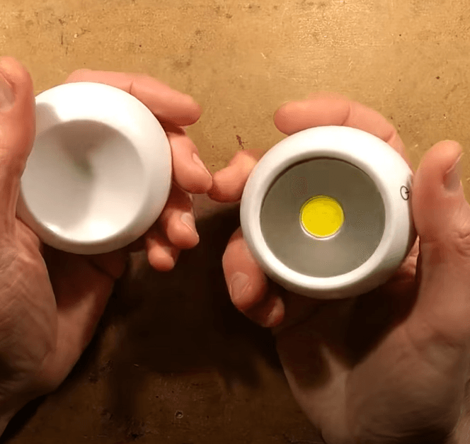 360 Rotatable Magnetic Lamp (Each) - DMC Wholesale